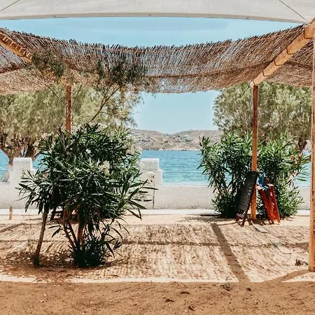 Coralli Camping אתר קמפינג Livadi (Serifos)